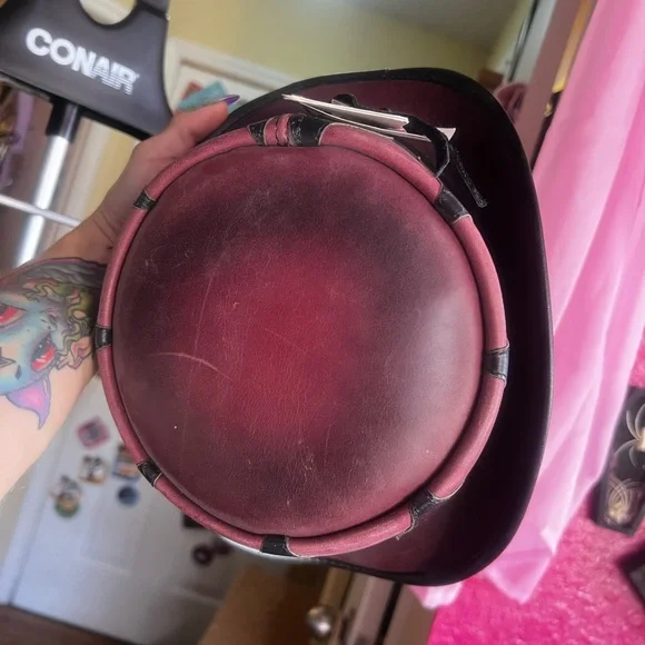 Steampunk hatter M Quinn - Picture 7 of 11